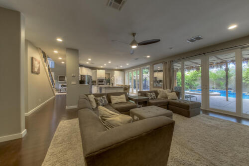 11 family room_MLS