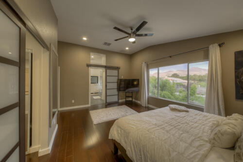 15 2nd flr master bedroom_MLS