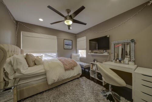 18 2nd flr bedroom_MLS