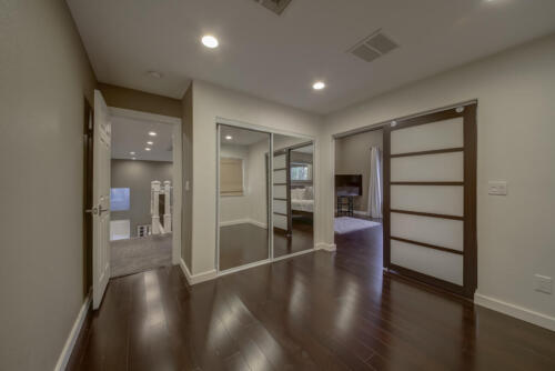 20 2nd flr bedroom_MLS